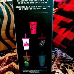 2021 Starbucks Holiday Color Changing Cups